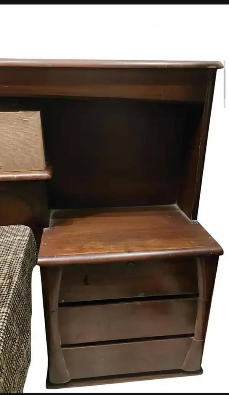 Solid Sheesham Wood Bed with side tables 2