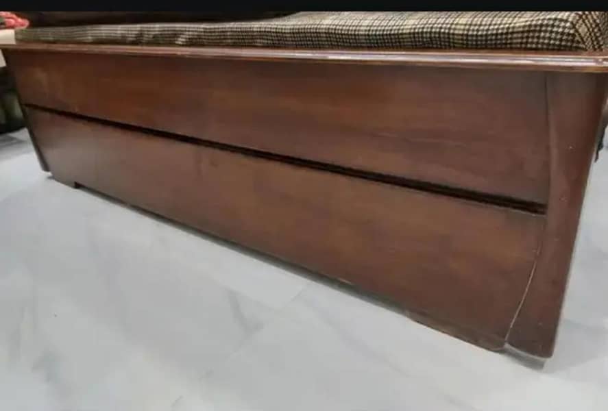 Solid Sheesham Wood Bed with side tables 4