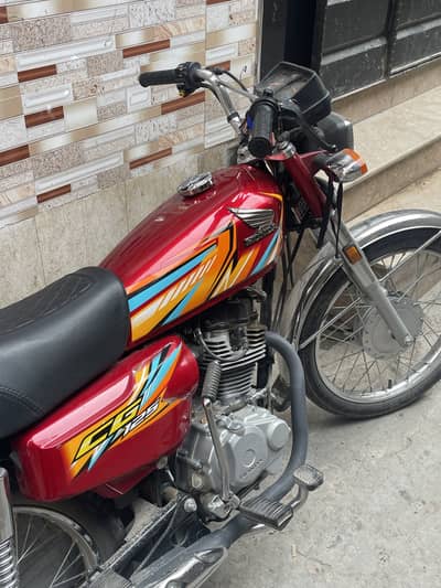 Honda CG125 RED ( 03228461247)