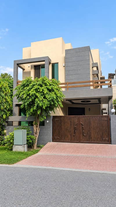 5 Marla Excellent Option Beautiful Location House in DHA Lahore Phase 5