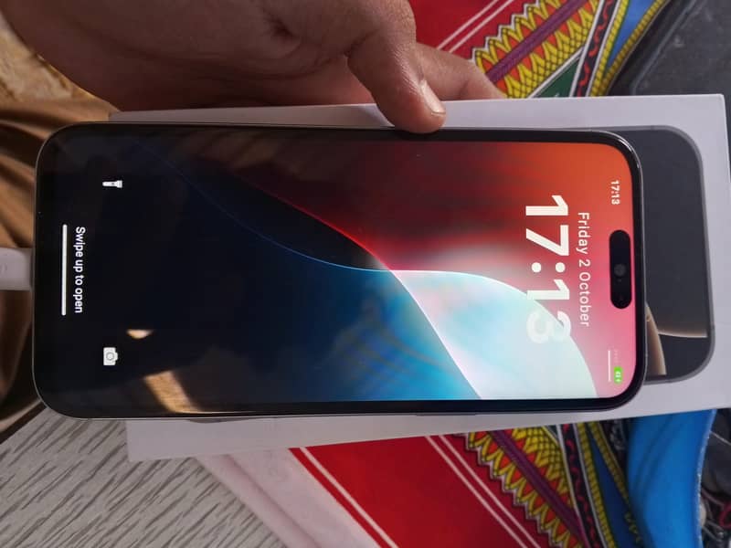 Apple iPhone 16 Pro Max 3