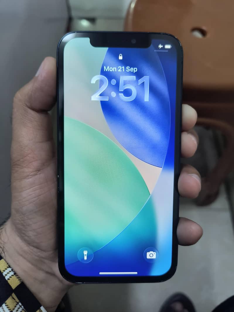 Apple iPhone 12 5