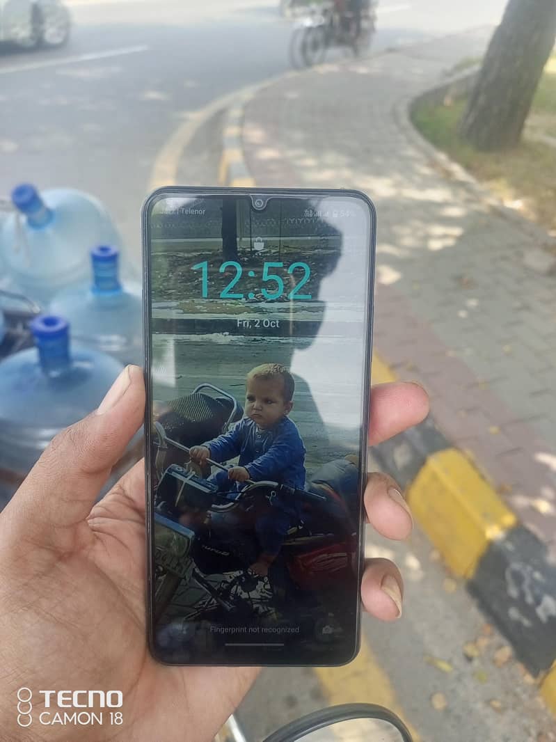 Realme C63 4