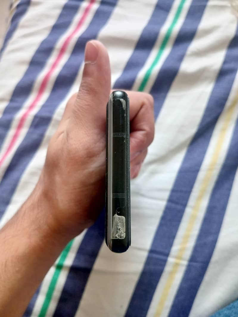 Google Pixel 6a 4