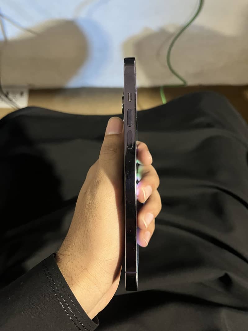 iPhone 14pro max 3