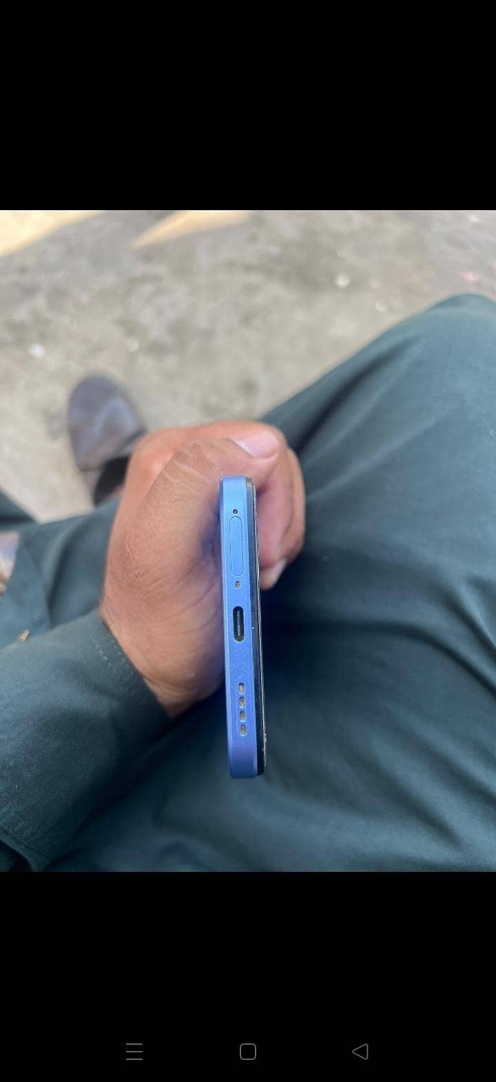 Realme C85 1