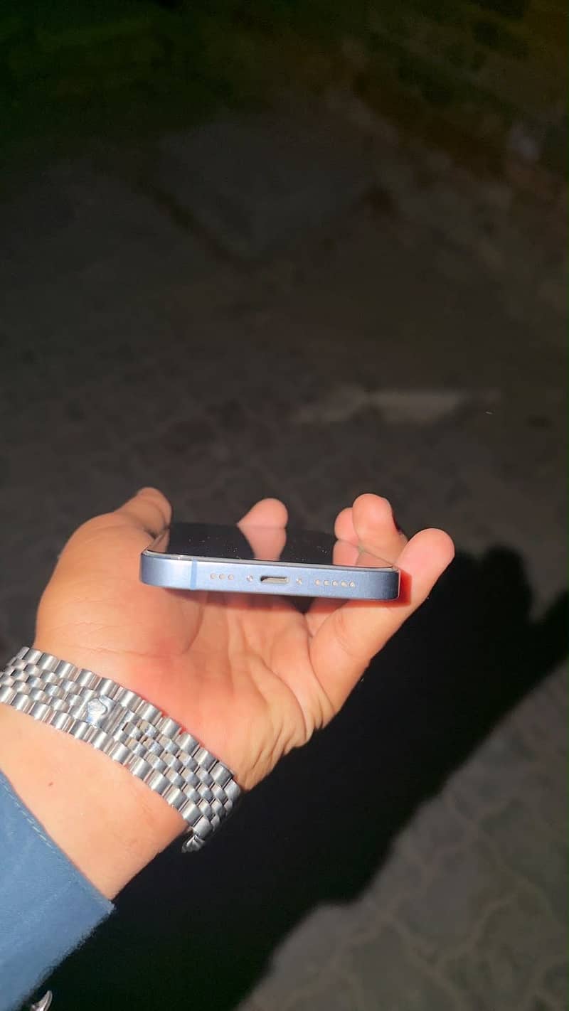 Apple iPhone 14 1