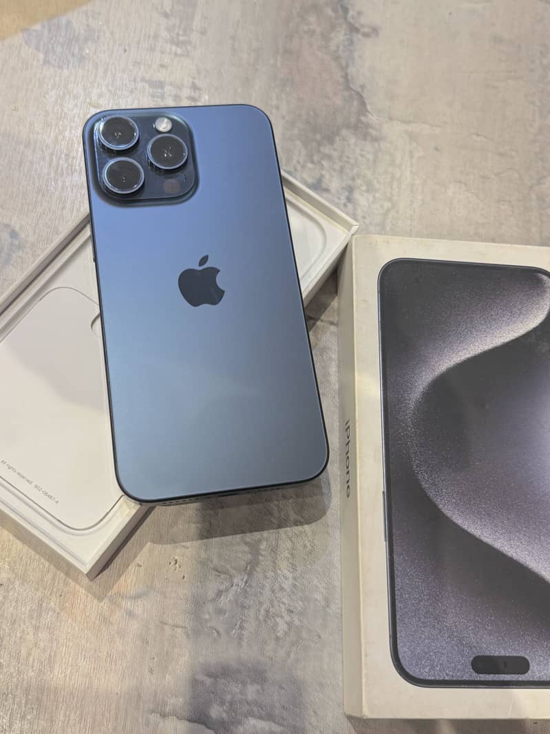Apple iPhone 15 Pro Max 2