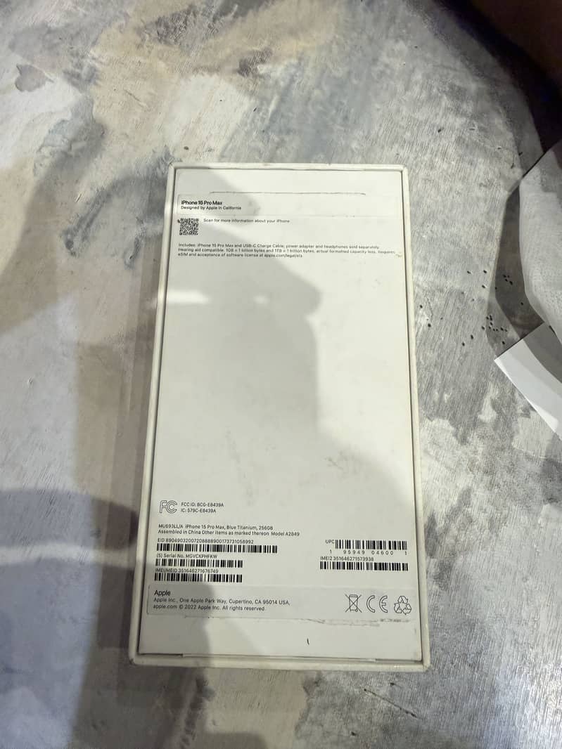 Apple iPhone 15 Pro Max 4