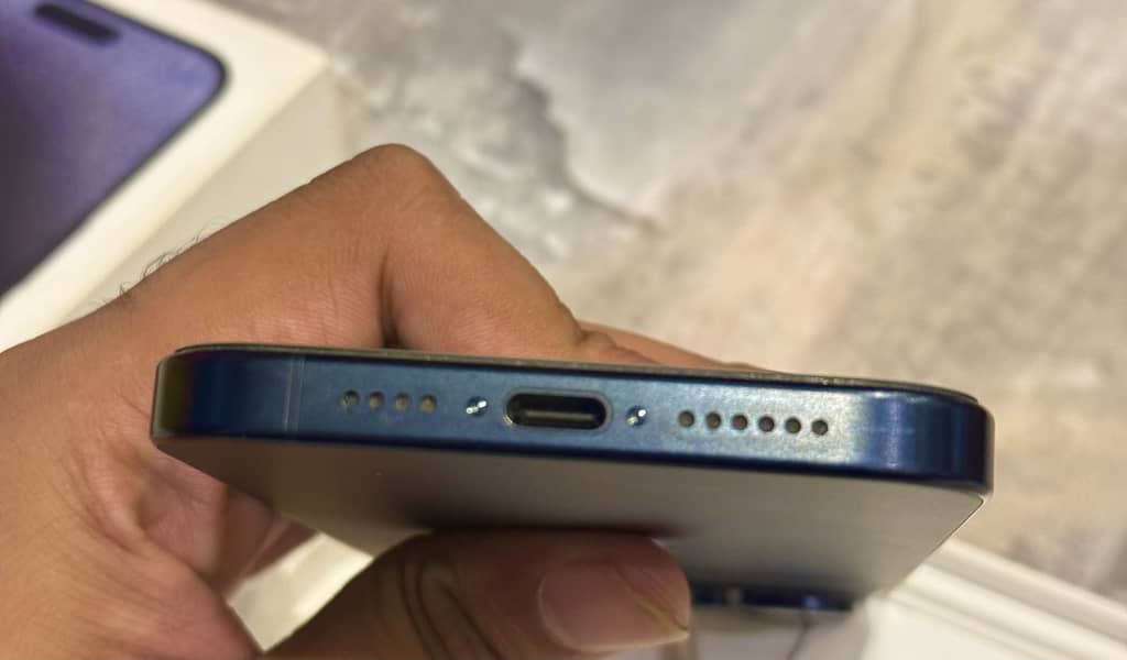 Apple iPhone 15 Pro Max 5