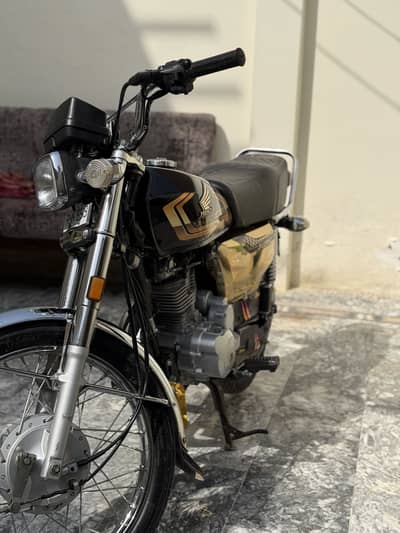 Honda 125 2025 Model Gold edition self start brand new bike