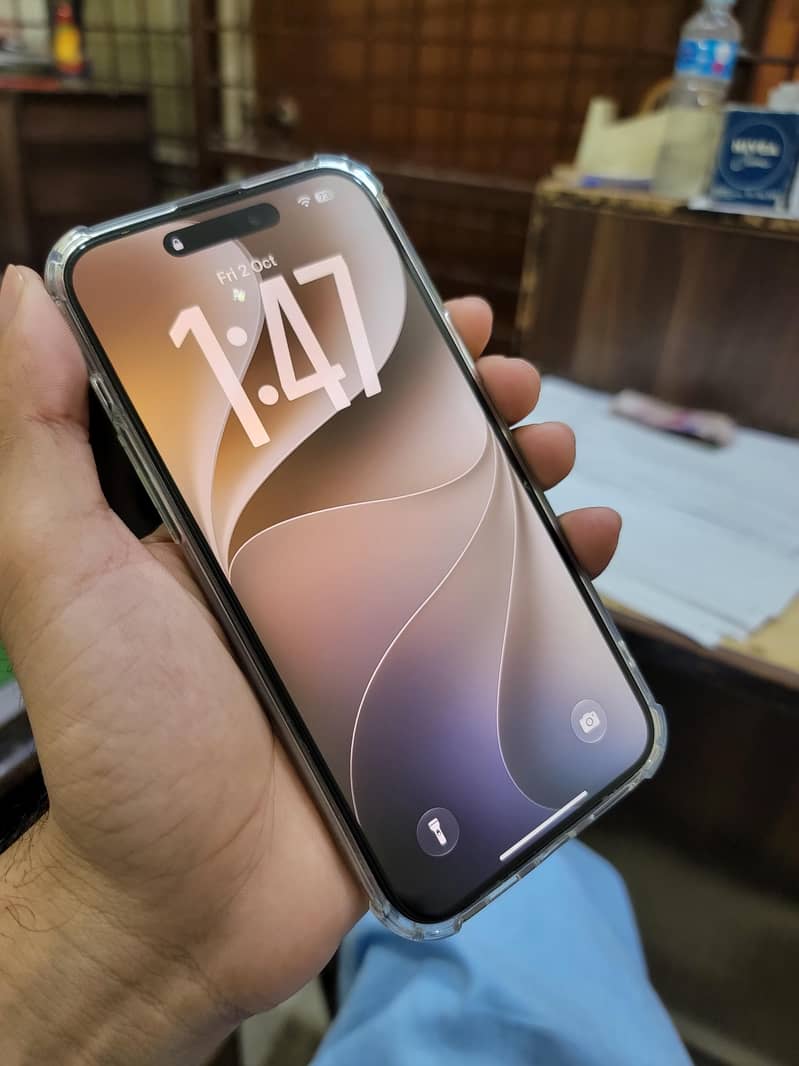 Apple iPhone 15 plus 4