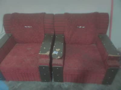 sofa for sale used achi Sirf side ki phati tuti ha Baki sab ok h