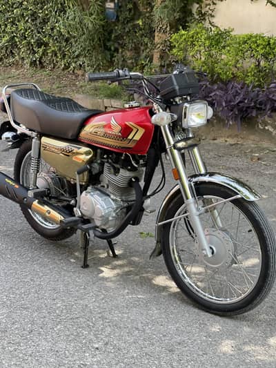 HOMDA CG 125 S 2025 Model Gold Edition