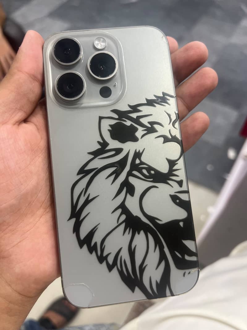 IPHONE 15 PRO 0