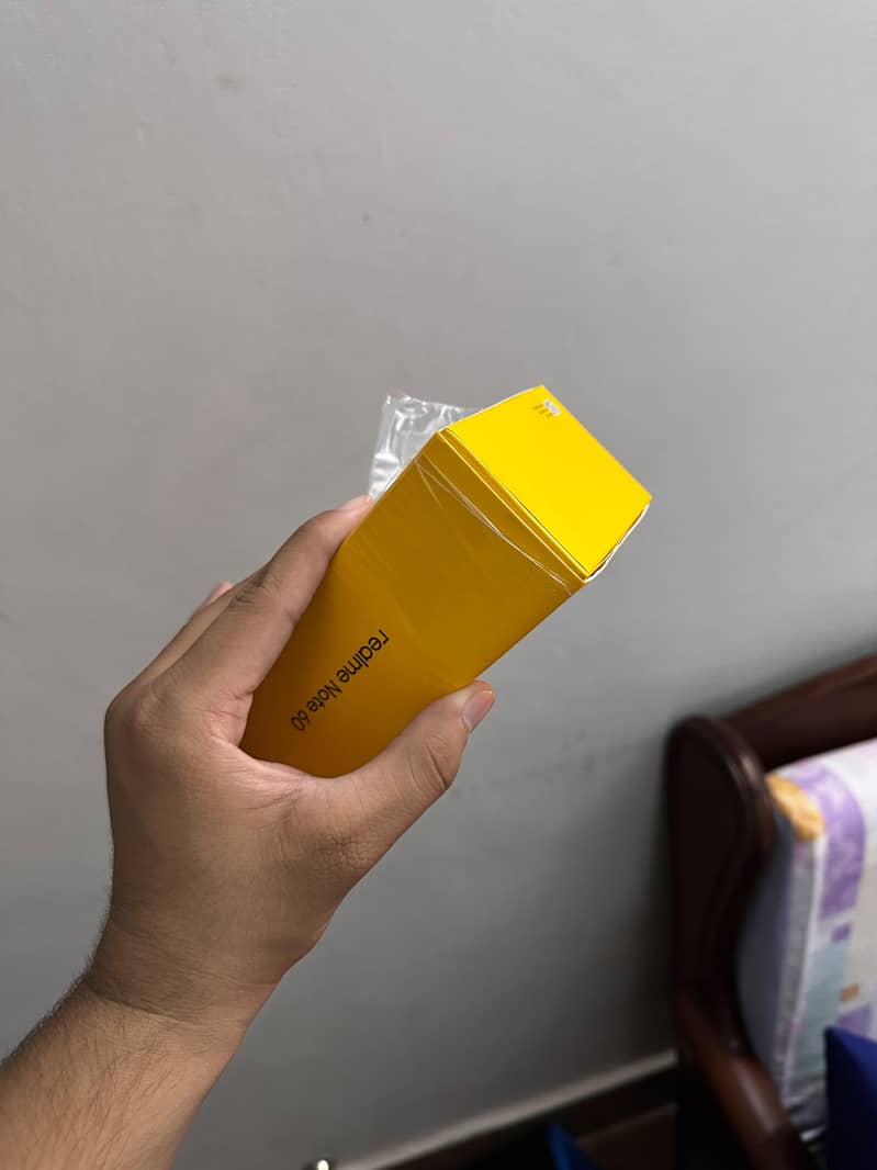 Realme Note 60 6