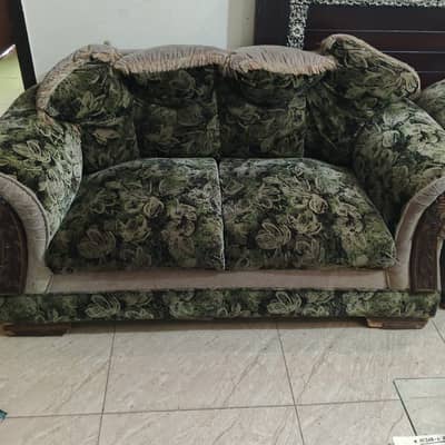 6 seater sofa set  in green color