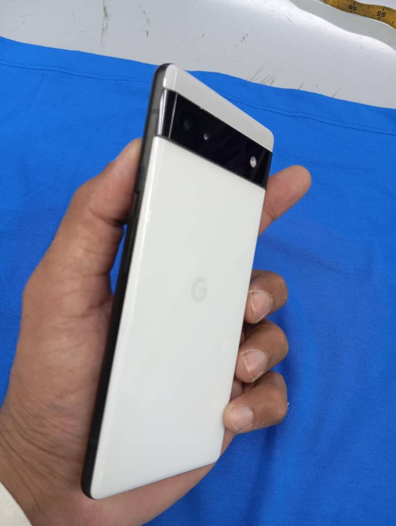 Google Pixel 6a 3