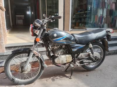 Suzuki 150 GS self start 03054845500