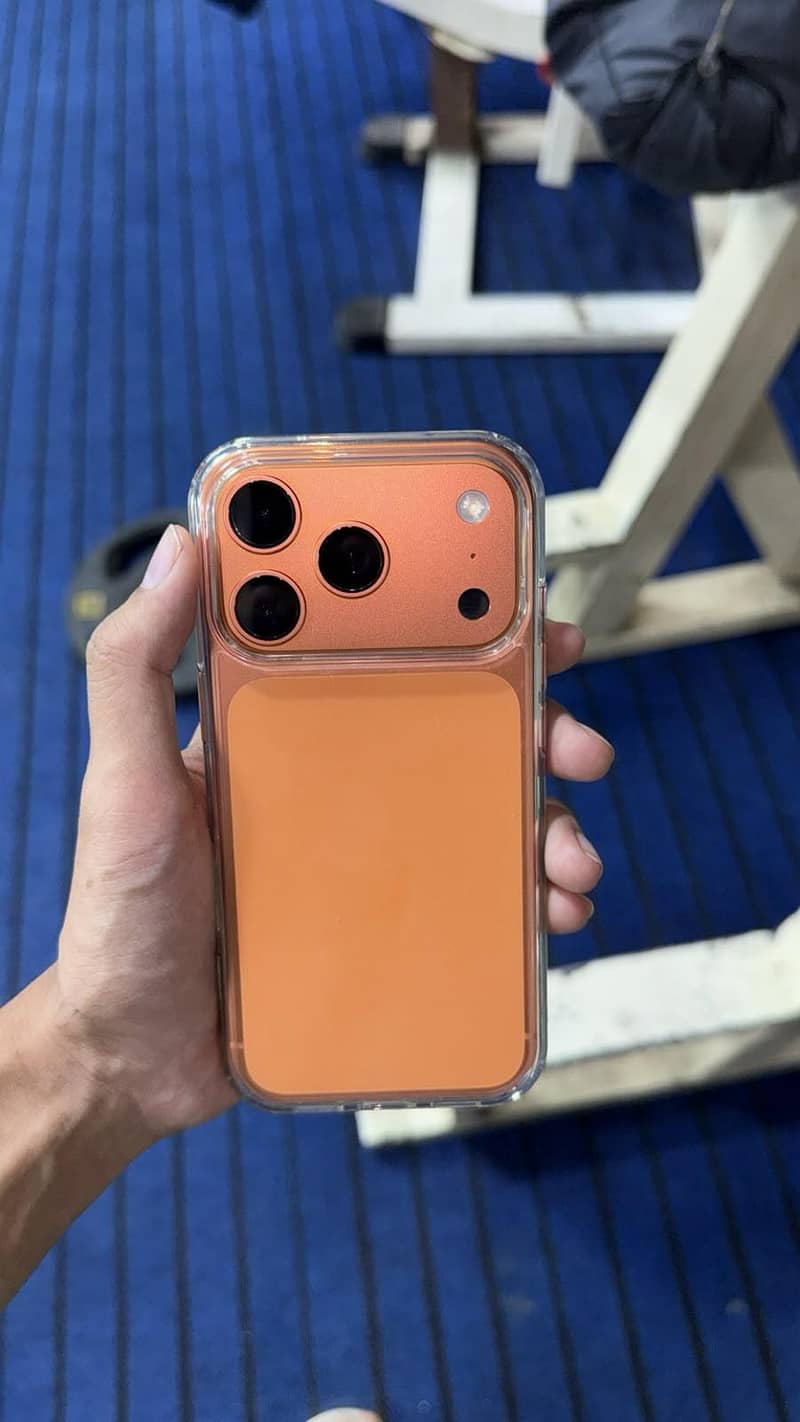 Apple iPhone 17 Pro 4