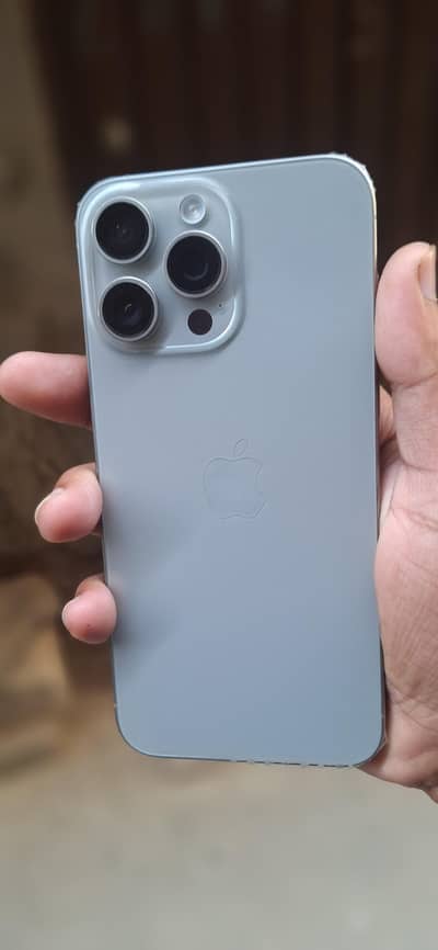 Apple iPhone 15 Pro Max