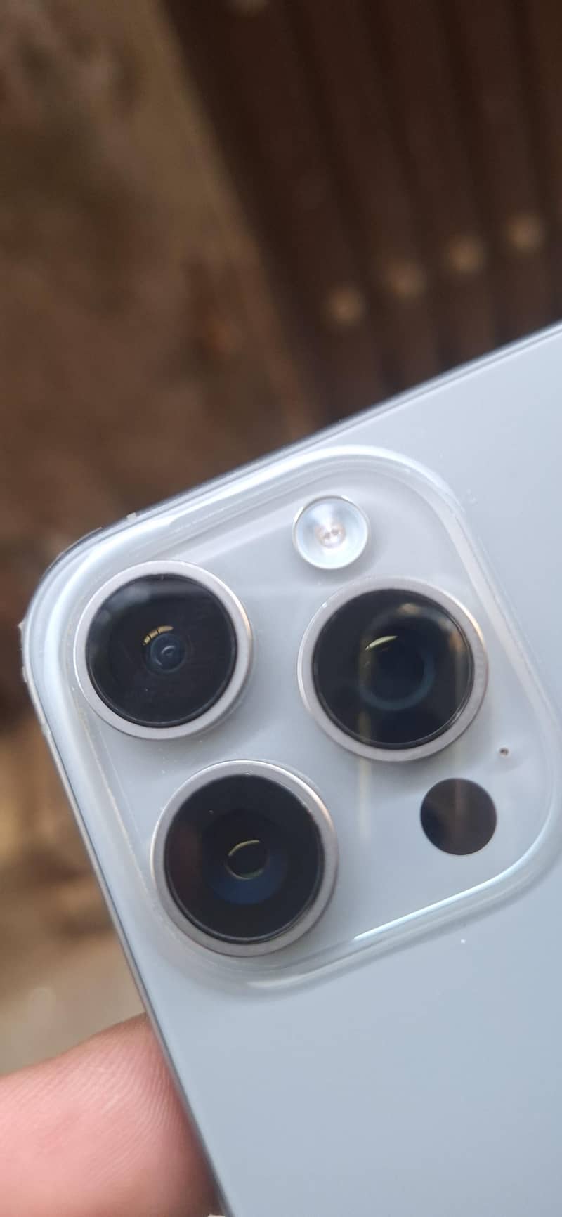 Apple iPhone 15 Pro Max 1