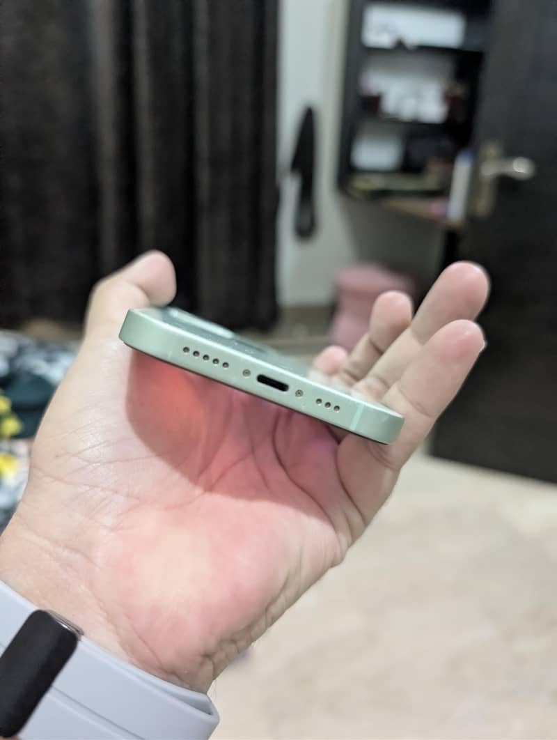 Iphone 12 4
