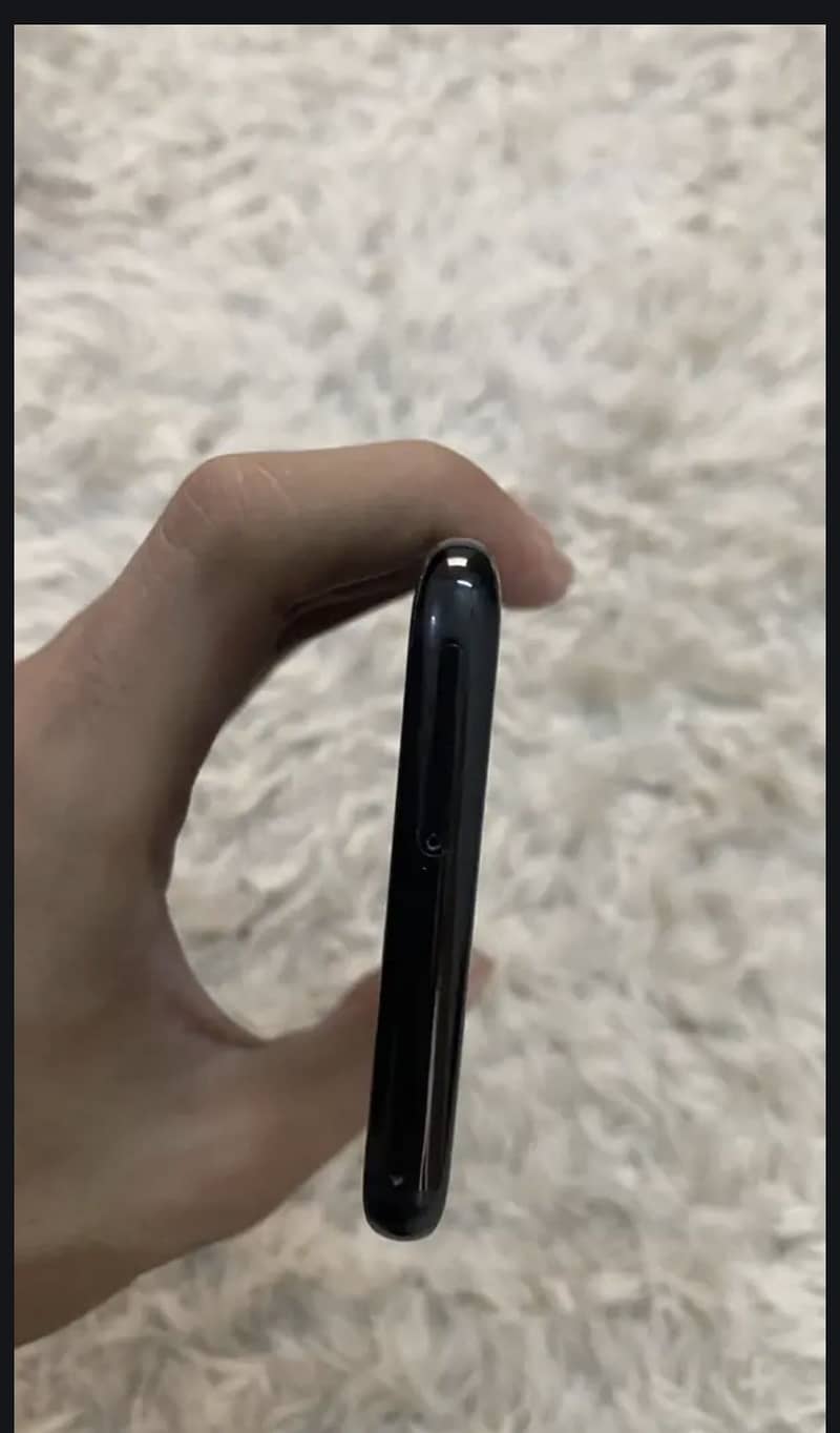 Samsung Mobile S8 2