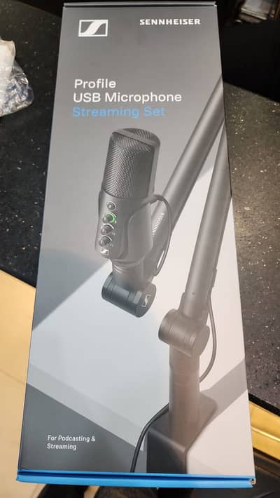 Podcast USB Microphone - SENNHEISER - 20 hours used only
