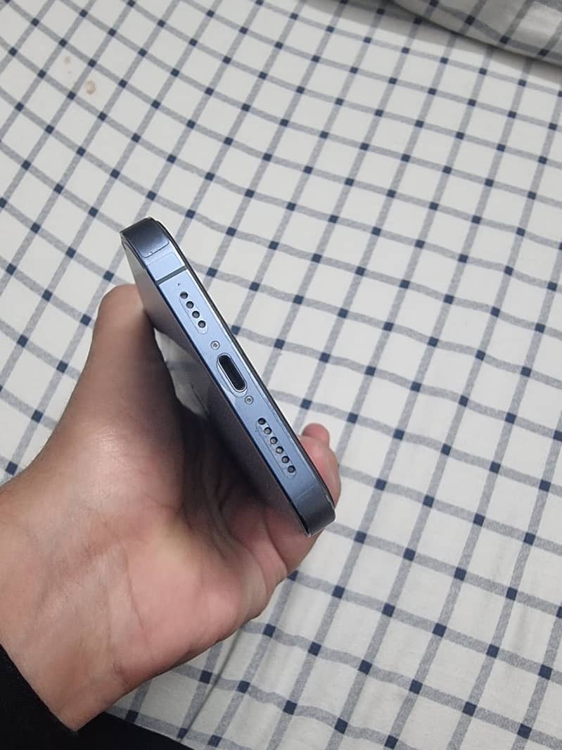 Apple iPhone 13 Pro Max 4