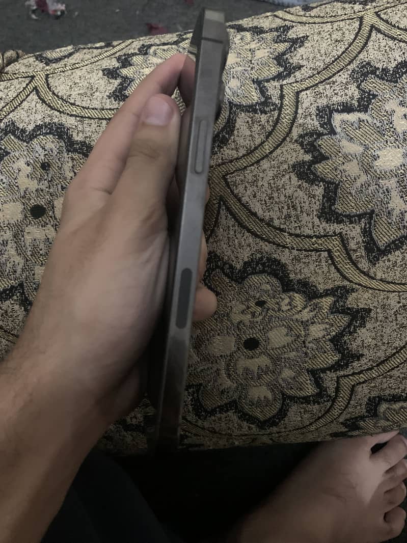 Apple iPhone 13 Pro Max 7