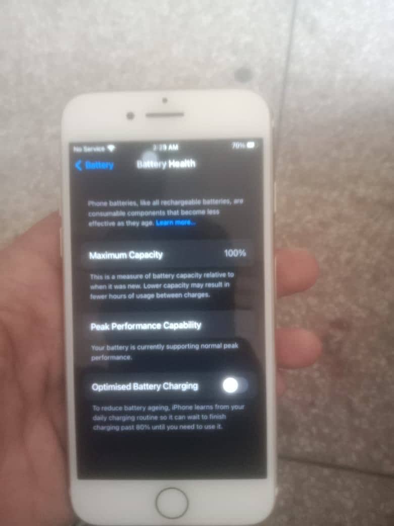 Apple iPhone 7 3