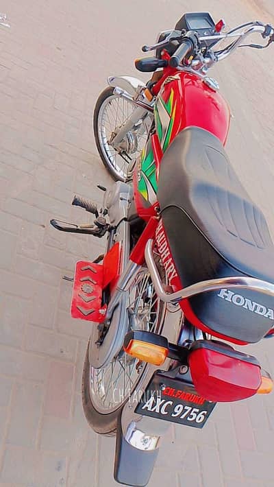 Honda CD 70 madal 2022