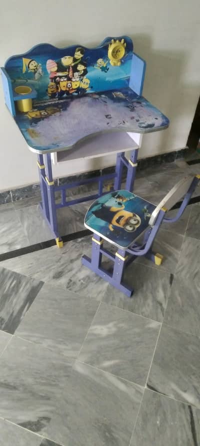 Good condition school activity table.