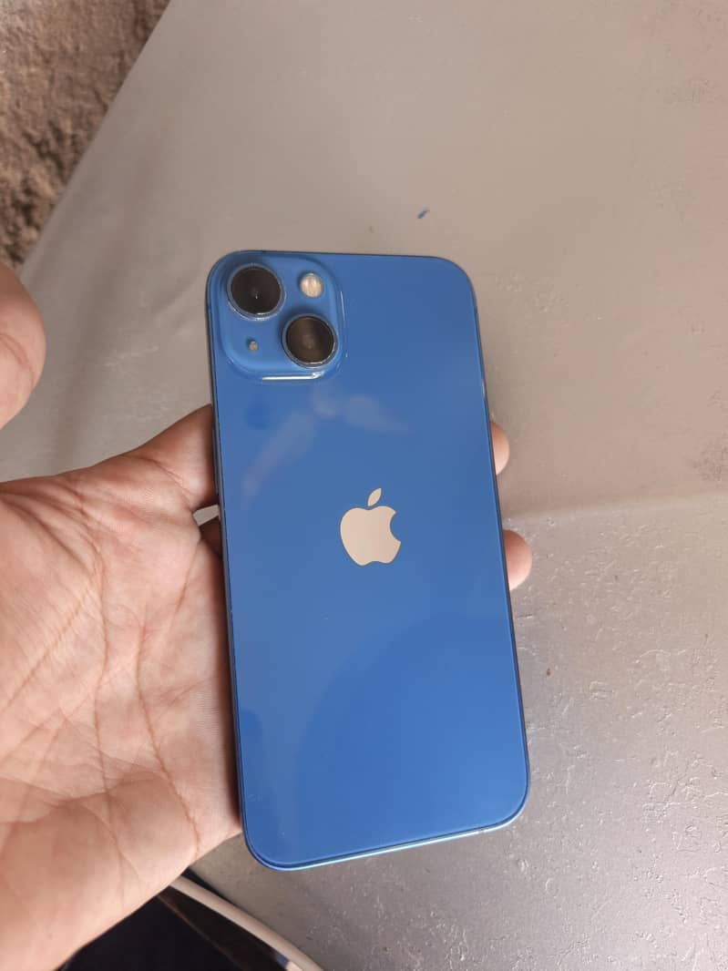 Apple iPhone 13 1