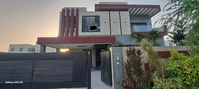 One Kanal Slightly Used Ultra Modern Designer Owner Build Bungalow For Sale At Prime Location Of DHA Lahore Near To Park Masjid & Commercial Market.