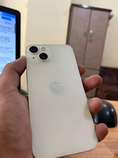 Apple iPhone 13