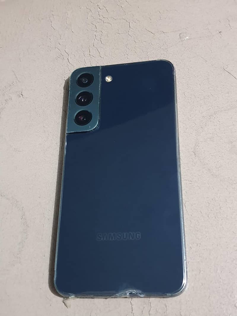 Samsung Mobile S22 3