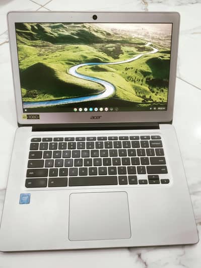 Acer Chromebook 14 metalic body slim. and smart