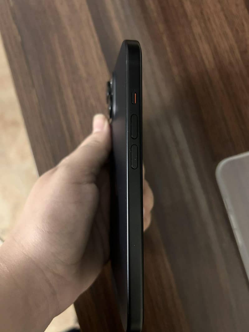 Apple iPhone 15 1