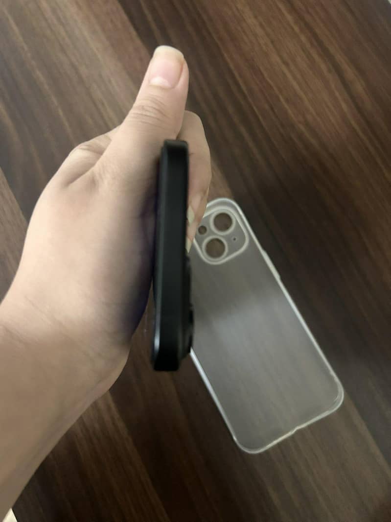 Apple iPhone 15 5
