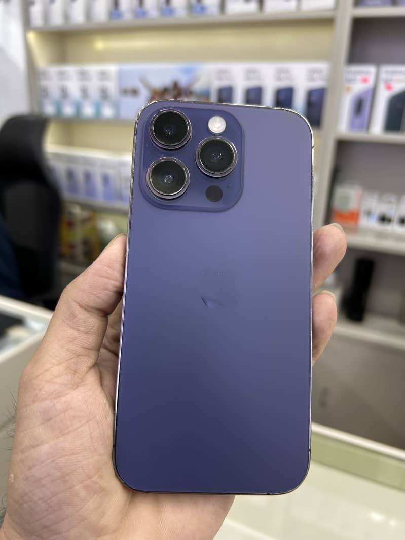 Apple iPhone 14 Pro 9