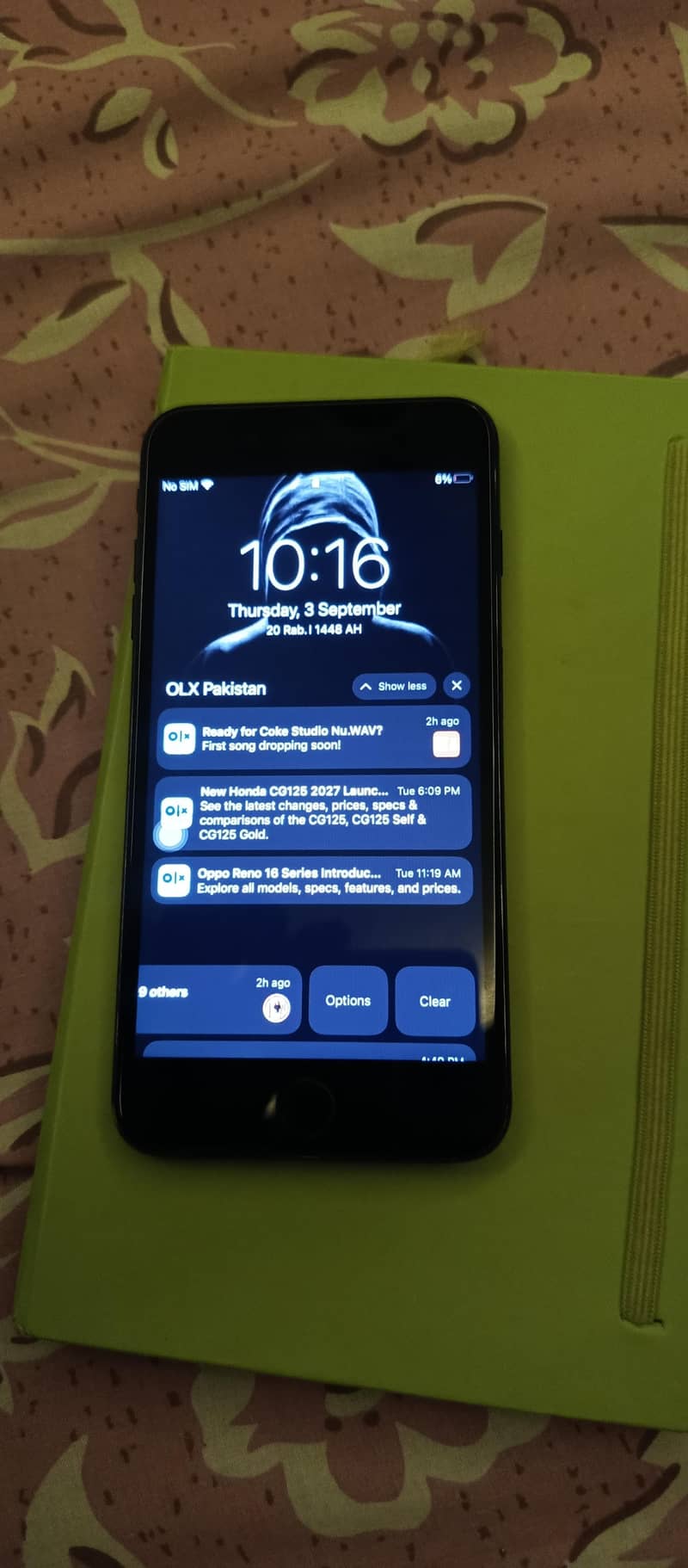 Apple iPhone 7 0