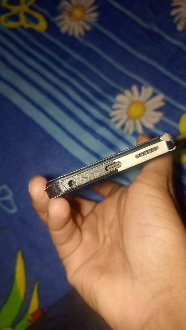 Tecno Spark 20C 5