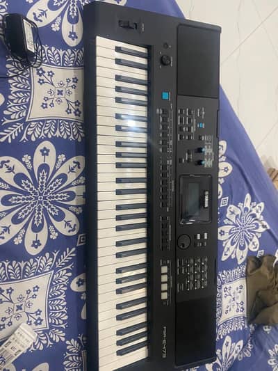 Yamaha psr-e473