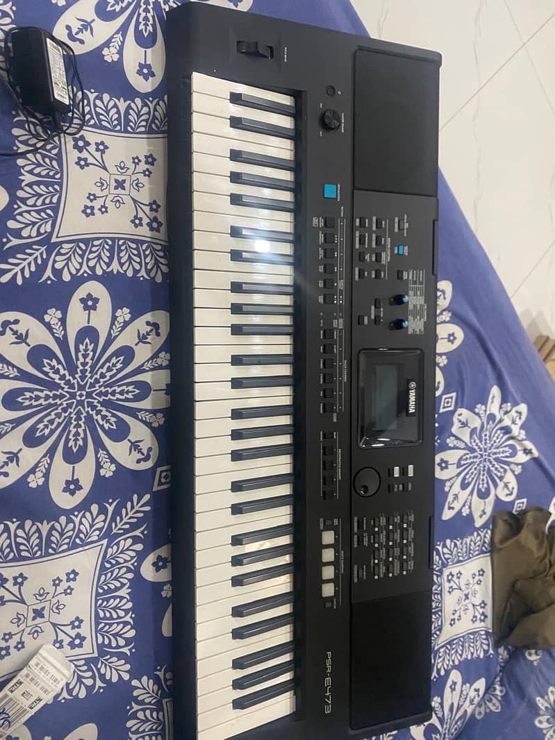 Yamaha psr-e473 0