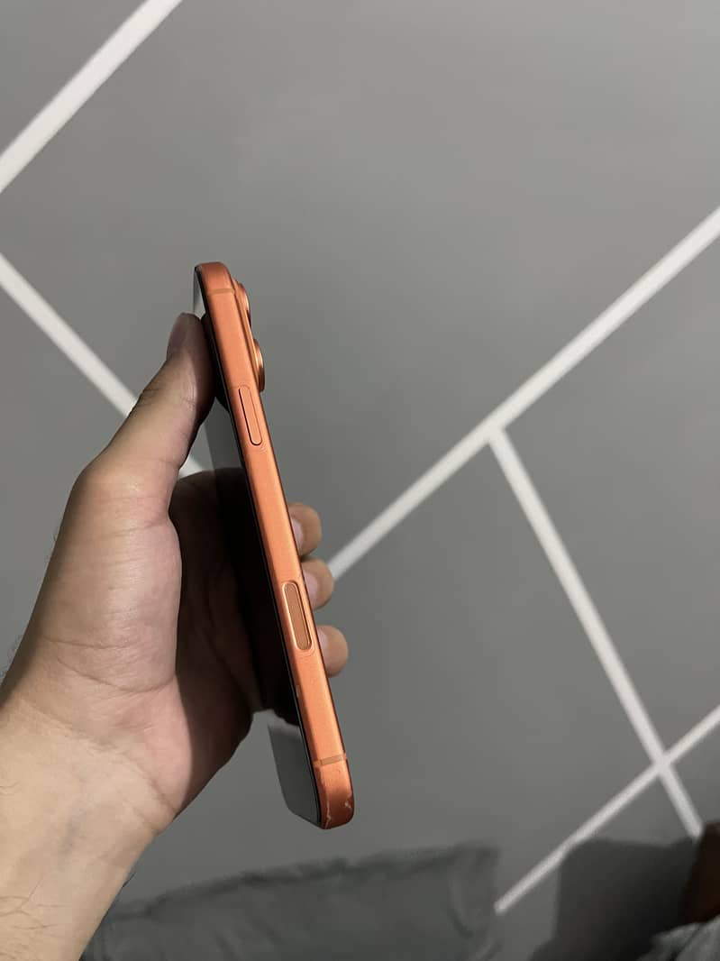 Apple iPhone 17 Pro Max 3