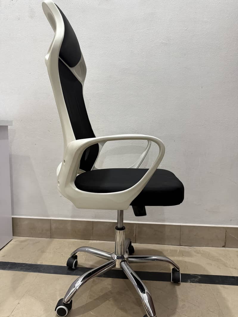 Office table / study table & chair - Almost New 9