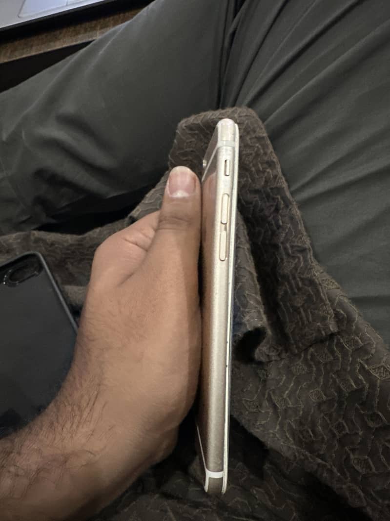 Apple iPhone 6 2