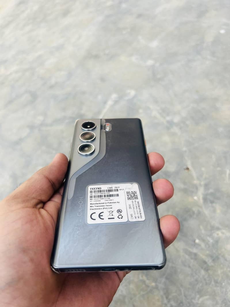 TECHNO CAMON 40 PRO 5